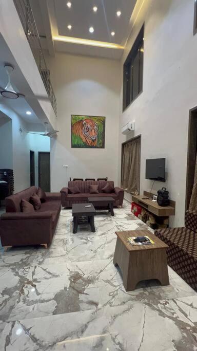 Gk Beach House 5Bhk Pvt Pool Villa Mumbai Ngoại thất bức ảnh